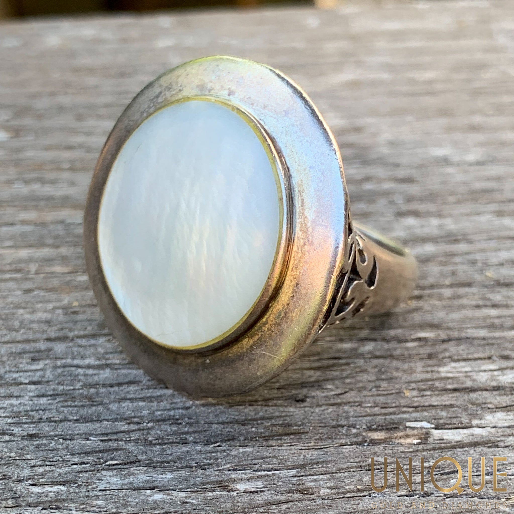 Sterling Silver Rainbow Moonstone Ring Size: 9
