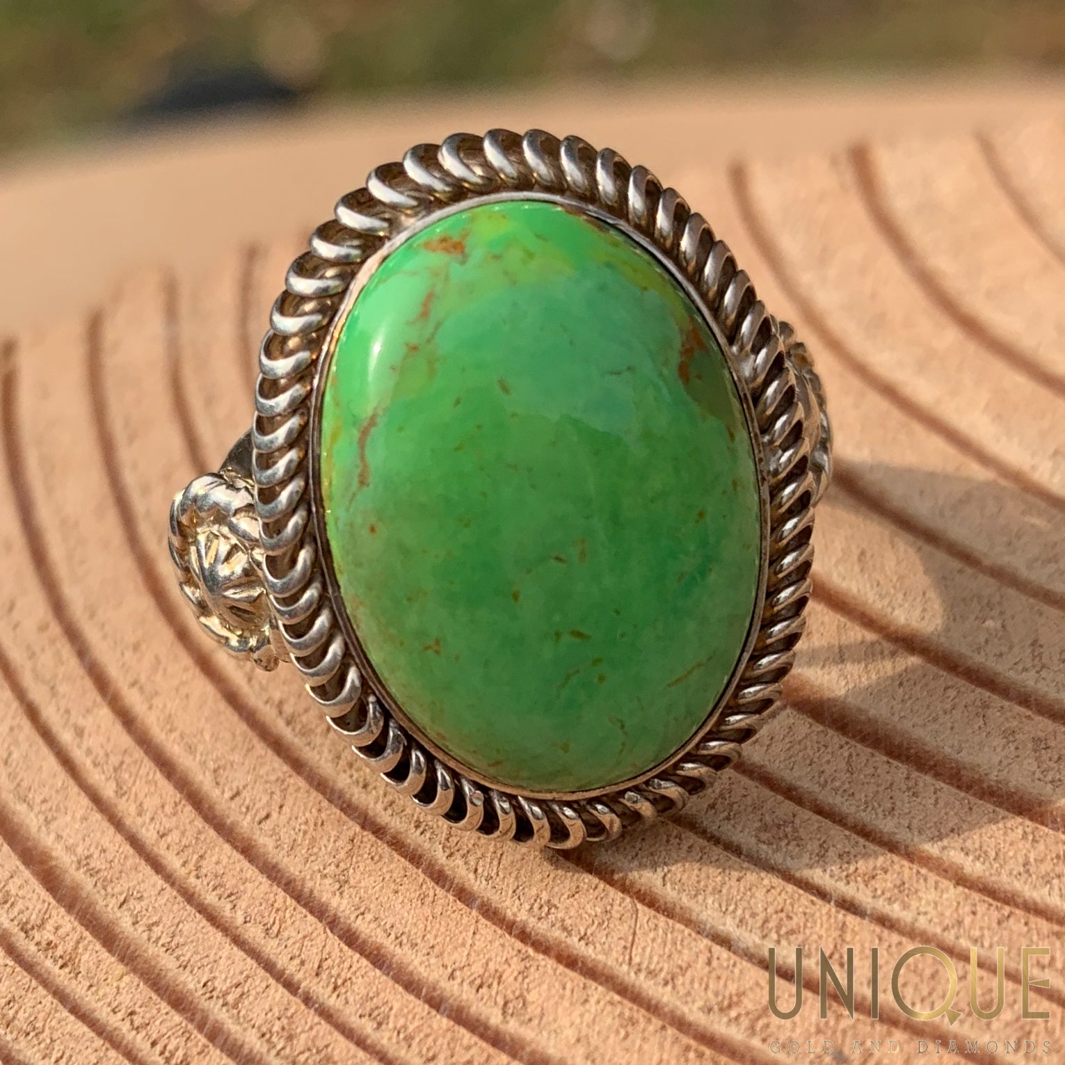 Vintage Sterling Silver Large Green Stone Ring - Unique Gold ...